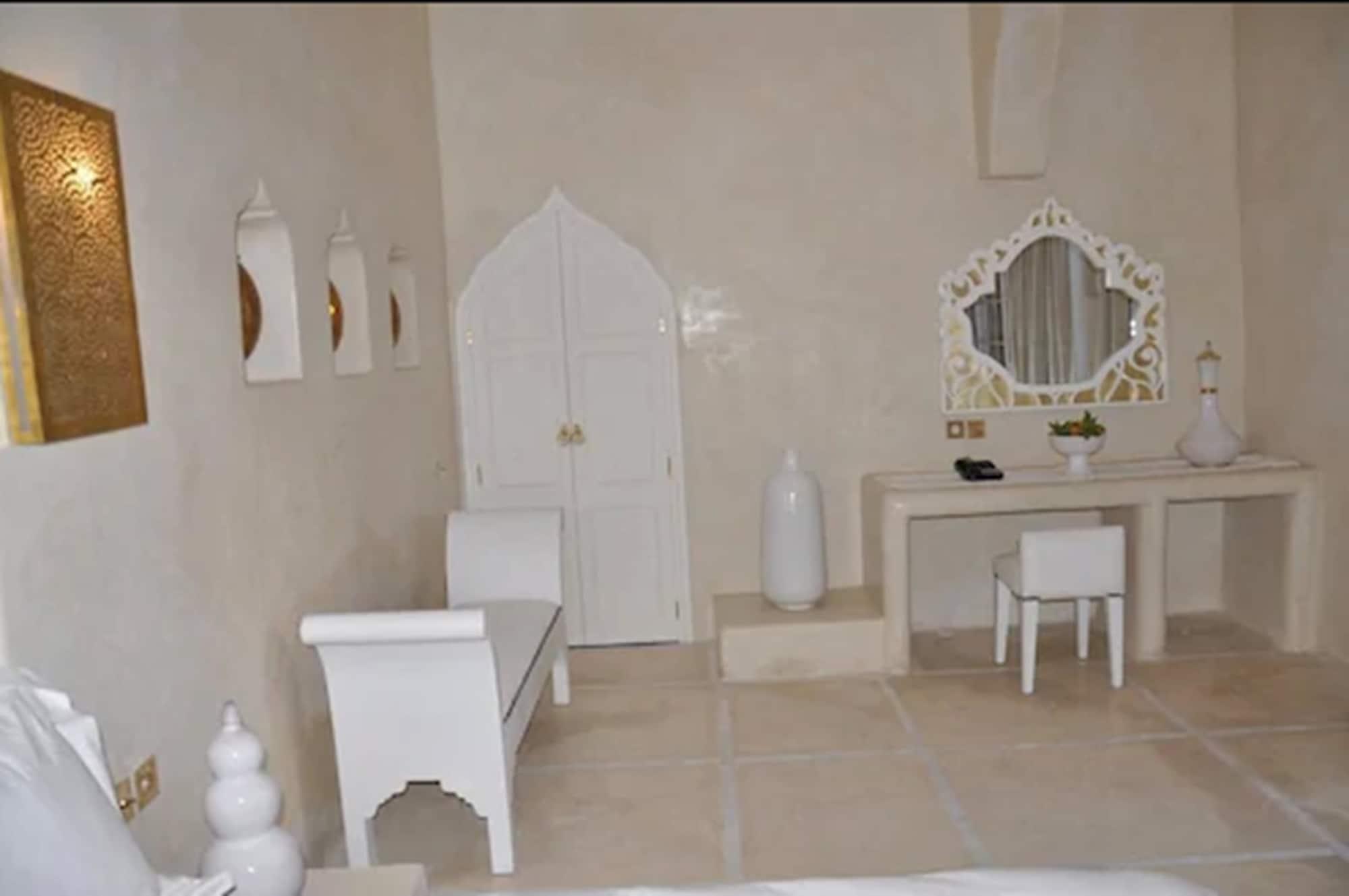 Riad Palais Blanc & Spa Marrakesh Esterno foto